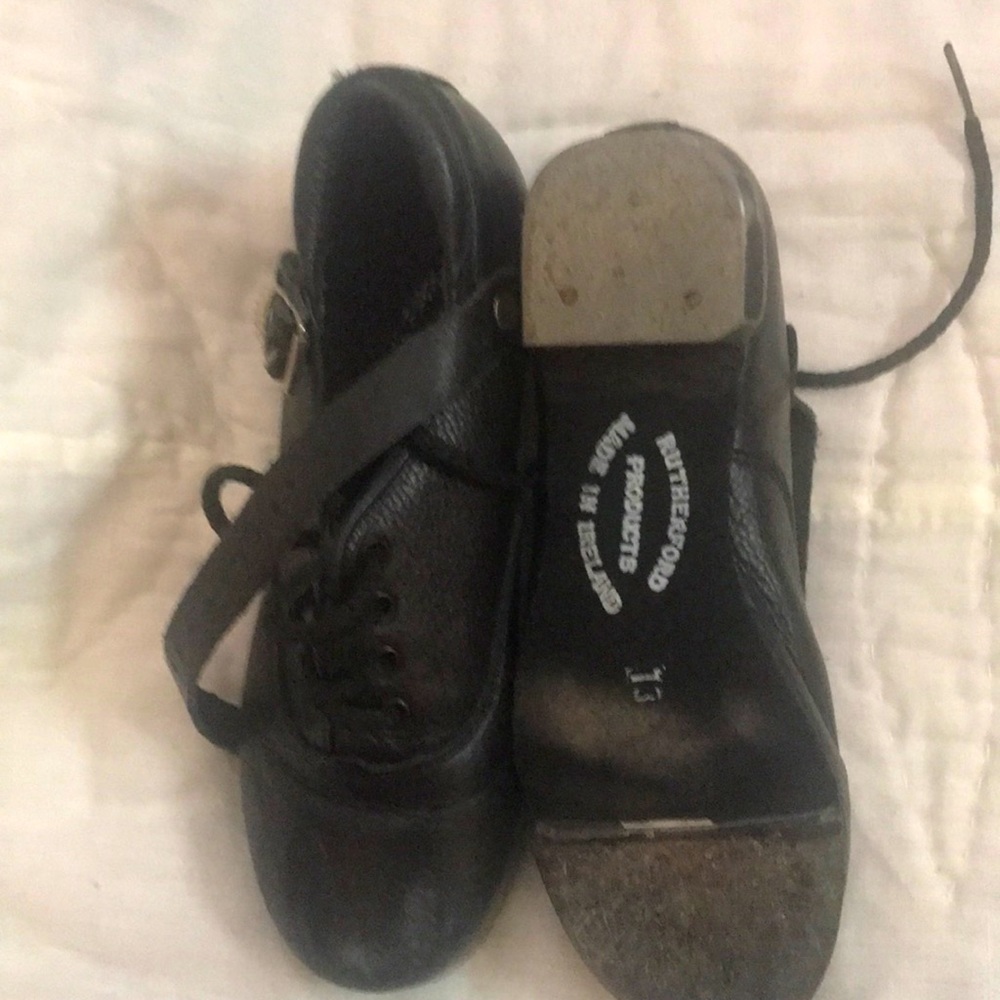 Irish hard shoe